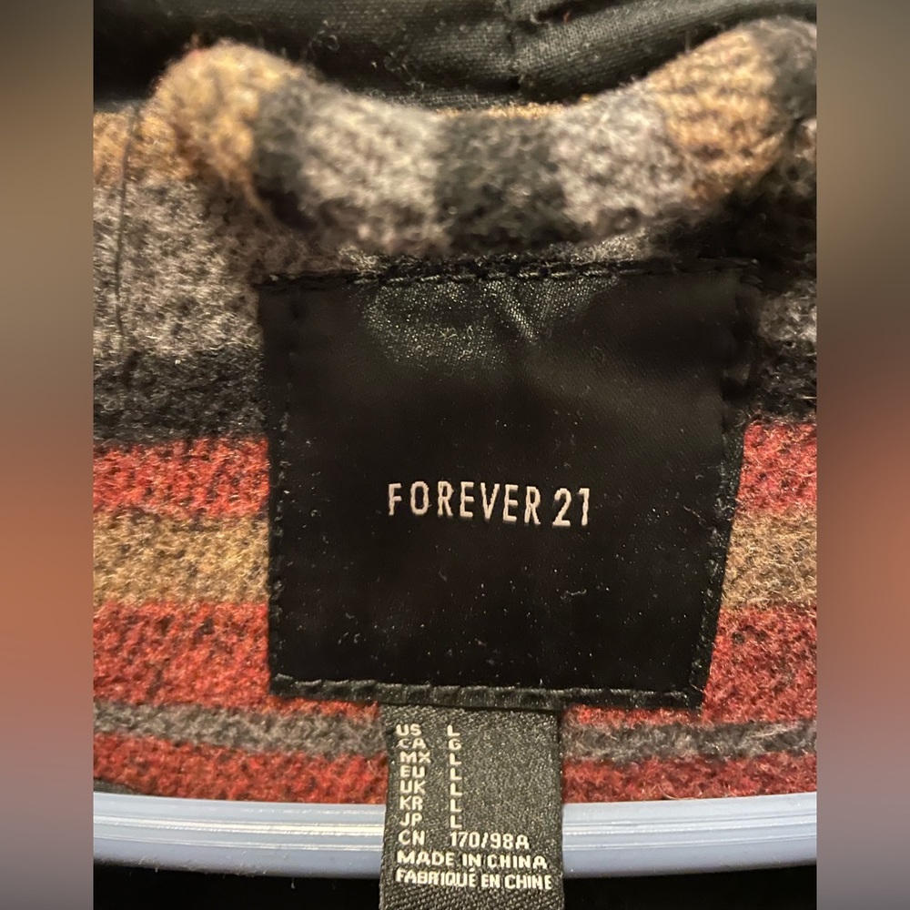 Forever 21 Aztec Jacket - Picture 2 of 2